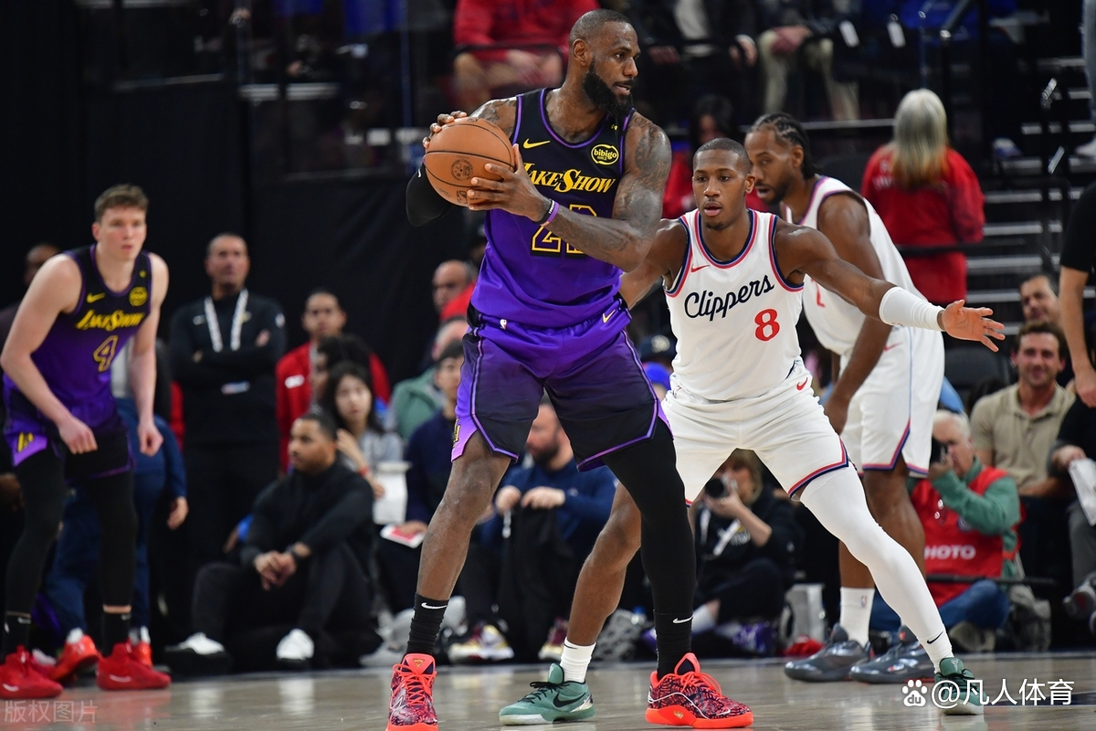 爱游戏官网-球员因伤退出赛季，球队战力大减的简单介绍  第2张